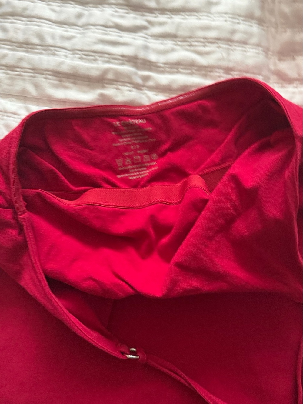 le chateau Red Halter Tie Cami - Picture 3 of 3